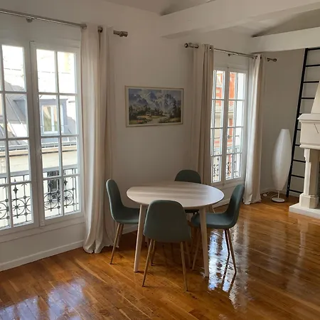Apartament Vue Sur La Seine Paryż